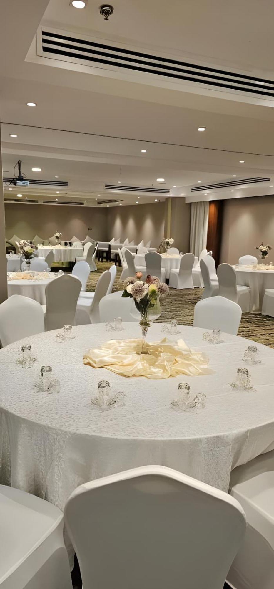 Continent Sumou Hotel Al-Khubar Exteriér fotografie