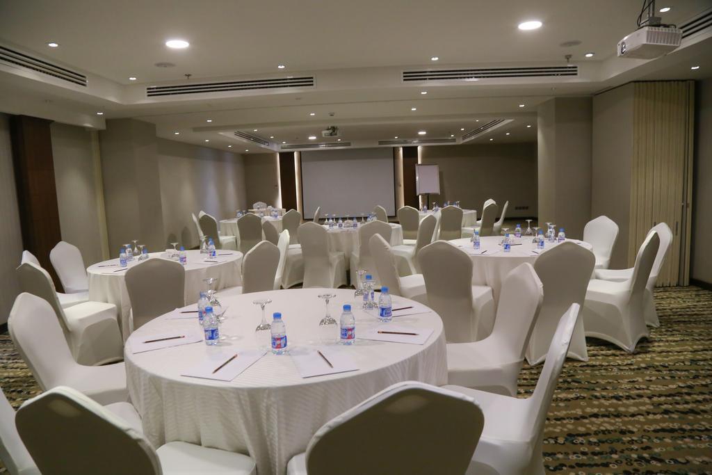 Continent Sumou Hotel Al-Khubar Exteriér fotografie